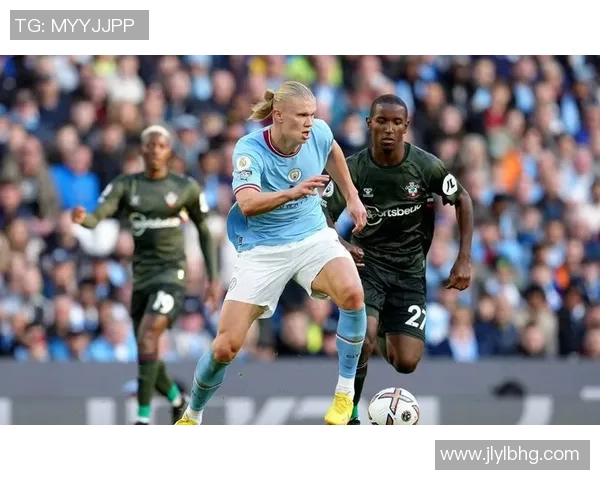 全球足坛风云:球星与足球运动员的传奇故事与辉煌历程 全球足坛风云:球星与足球运动员的传奇故事与辉煌历程